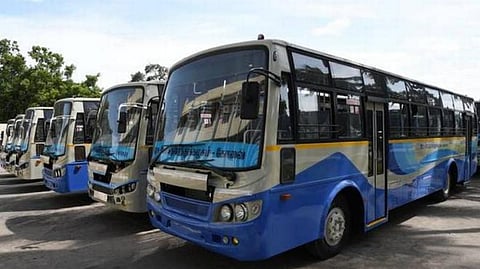 ஒரே நேரத்தில் ஒரே தடத்தில் அடுத்தடுத்து வரும் பேருந்துகள்﻿: ﻿சீரான இடைவெளியில் இயக்க பயணிகள் கோரிக்கை﻿