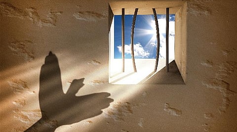 மனசு போல வாழ்க்கை 15: மாற்றுக் கையால் எழுதுங்கள்!