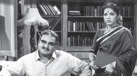 தரைக்கு வந்த தாரகை 32: பூவாகி காயாகி...