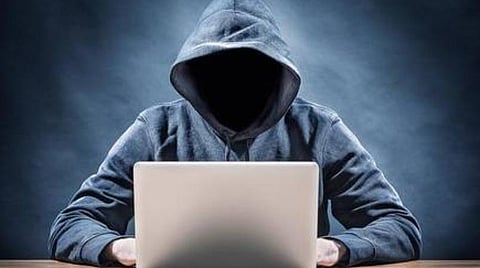 பிரபலங்கள், அரசியல்வாதிகளை ஏமாற்றி பாலியல் மோசடி; ﻿24 கல்லூரி பெண்களை ஈடுபடுத்தியது அம்பலம்: மத்தியபிரதேசத்தில் பெரும் பரபரப்பு