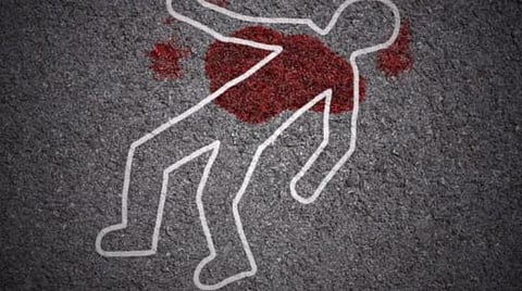 திருப்புவனம் அருகே தனியார் தோப்பில் ஒருவர் வெட்டிக் கொலை