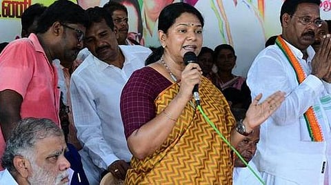 பணத்தை நம்பி தேர்தலை சந்திக்கும் அதிமுக: கனிமொழி எம்பி குற்றச்சாட்டு