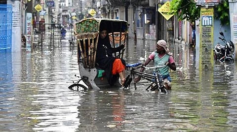 கணிப்பை விட அதிக மழை: இந்திய வானிலை ஆய்வு மைய ஆய்வு முறை சரியானதுதானா?- நிபுணர்கள் கூறுவது என்ன?