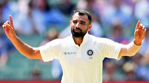 5 விக்கெட்டுகளை இந்திய வேகப்பந்துவீச்சாளர் வீழ்த்திய முகமது ஷமி