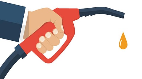 தமிழகம் மற்றும் புதுச்சேரியில் 5,125 பெட்ரோல் நிலையம் திறக்க தடை கோரிய மனு தள்ளுபடி: உயர் நீதிமன்ற மதுரை கிளை உத்தரவு