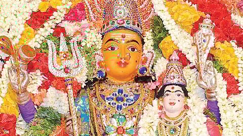 குருப்பெயர்ச்சி பொதுப்பலன்கள்: கடக ராசி வாசகர்களே