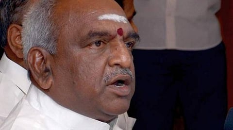 இடைத்தேர்தல் வெற்றியைக் கொண்டாட டாஸ்மாக் கடைகளுக்கு 3 நாள் விடுமுறை: முதல்வருக்கு பொன். ராதாகிருஷ்ணன் வேண்டுகோள்