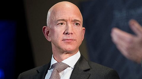 உலக கோடீஸ்வரர்கள் பட்டியல்: முதல் இடத்தை இழந்தார் அமேசான் ஜெஃப் பிஸோஸ்