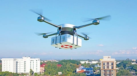 மொழிபெயர்ப்பு: போக்குவரத்து நெரிசலின் போது ட்ரோன்கள் முலம் உயிர்க்காக்கும் மருந்து பட்டுவாடா