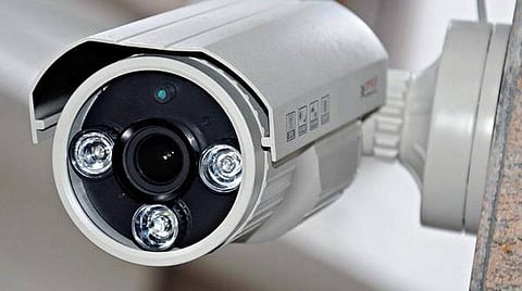 குளித்தலை பொய்யாமணியில் அரசு பள்ளியில் விரைவில் சிசிடிவி கேமரா