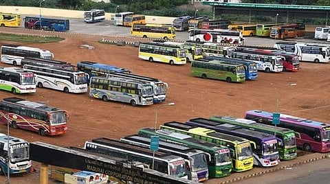 தீபாவளியின்போது அதிக கட்டணம் வசூலிப்பு: 2,169 ஆம்னி பேருந்துகளுக்கு ரூ.45.28 லட்சம் அபராதம்