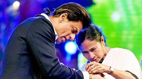 ஷாரூக் கான் பிறந்த நாள்: வாழ்த்து கூறிய மம்தா பானர்ஜி