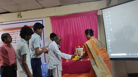 தக்கர் பாபா வித்யாலயாவில் படேலின் 144-வது பிறந்த நாள் விழா கொண்டாட்டம்