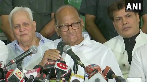 மும்பையில் இன்று நிருபர்களுக்கு ப் பேட்டி அளித்த தேசிய வாத காங்கிரஸ் தலைவர் சரத் பவார் : படம் ஏஎன்ஐ