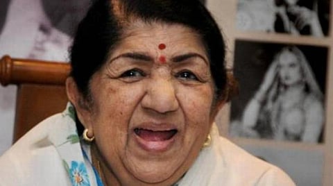 லதா மங்கேஷ்கர் உடல்நிலை தேறி வருகிறது: மருத்துவமனை  தகவல்