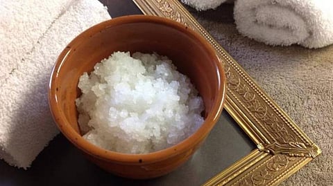 குஜராத்திலிருந்து 27,500 டன் உப்பு தமிழகம் வருகை﻿: ﻿விலை குறையும் என தூத்துக்குடியில் உற்பத்தியாளர்கள் கவலை﻿