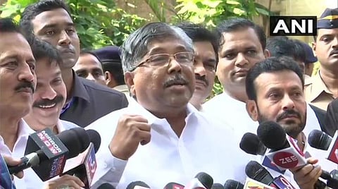 துரோகம் செய்தது சிவசேனா தான்: பாஜக விமர்சனம்