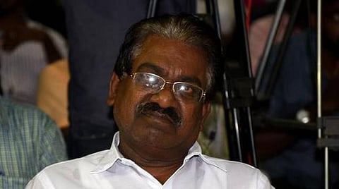 பாஜகவுக்கு காவடி தூக்கும் அமைச்சர் ஜெயக்குமார்: டி.கே.எஸ்.இளங்கோவன் விமர்சனம்