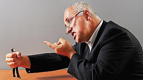 விசில் போடு 07 - மேனேஜர் எனும் சுனாமி!