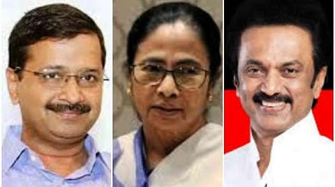 டெல்லி முதல்வர் அரவிந்த் கேஜ்ரிவால், மேற்கு வங்க முதல்வர் மம்தா பானர்ஜி, திமுக தலைவர் மு.க.ஸ்டாலின் | கோப்புப் படம்.