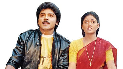 ‘செந்தூரப்பூவே’ படத்தில் ராம்கி, நிரோஷாஆபாவாணன்