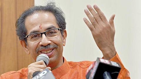 தாக்குப்பிடிப்பாரா தாக்கரே?