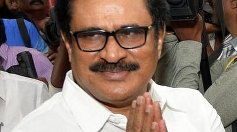 குற்றவாளிகள் சட்டத்தின் மூலமே தண்டிக்கப்பட வேண்டும்; ரோட்டில் வைத்து சுட்டுத்தள்ளுவதை ஏற்க முடியாது: திருச்சி எம்.பி. திருநாவுக்கரசர் பேட்டி