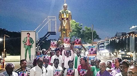 பொன்விழா: ரசனையை வெளிப்படுத்திய நாட்காட்டி!