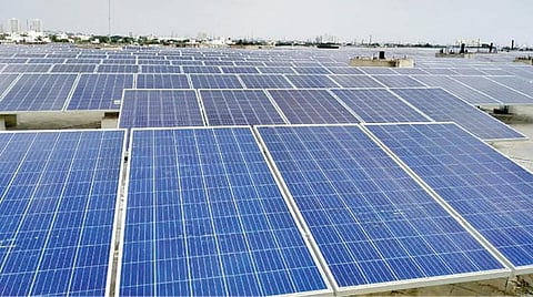 சென்னை மெட்ரோ ரயில் நிறுவனம் சார்பில் அசோக்நகர் மெட்ரோ ரயில் நிலையத்தில் புதியதாக அமைக்கப்பட்டுள்ள சோலார் மின்உற்பத்தி நிலையம்.