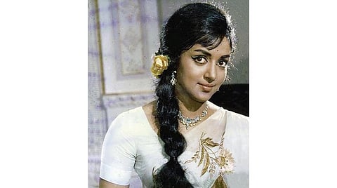 பாம்பே வெல்வெட் 15: கனவுகளை ஆக்கிரமித்த தாரகை