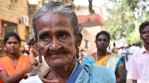 மதுரையில் ஊராட்சி மன்ற தலைவரான 79 வயது மூதாட்டி