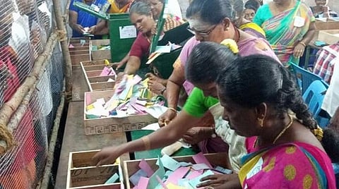 கடலூர் மாவட்டத்தில் அதிக இடங்களில் வெற்றிமுகத்தில் அதிமுக கூட்டணி