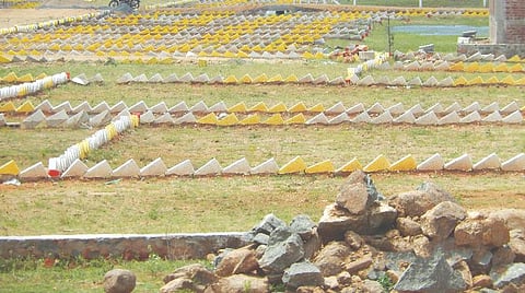 பஞ்சாயத்து அனுமதி மனையில் சிக்கல்கள்