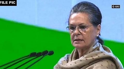 ஜேஎன்யு வன்முறை; எதிர்ப்புக்குரலை நசுக்கும் நடவடிக்கை: சோனியா காந்தி கண்டனம்