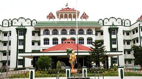 தமிழகம் முழுவதும் மறைமுக தேர்தலை ஒத்திவைக்கக் கோரி உயர் நீதிமன்ற மதுரை கிளையில் முறையீடு 