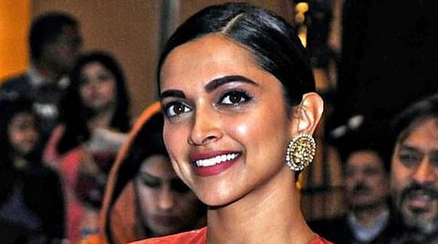 கர்ப்பம் தொடர்பான பத்திரிகையாளர் கேள்வி: அதிரடியாகப் பதிலளித்த தீபிகா படுகோன்