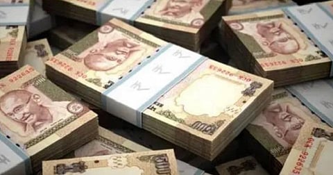 கர்நாடகாவில் பரபரப்பு; 100 ரூபாய்க்குப் பதிலாக 500 ரூபாய் தாள்களை வழங்கும் ஏடிஎம்