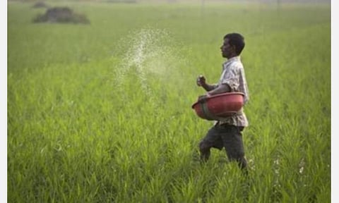 கடந்த 10 ஆண்டுகளில் ரூ.4.7 லட்சம் கோடி விவசாயக் கடன் தள்ளுபடி