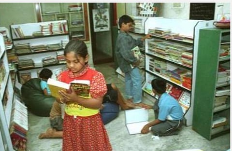 அறிவியல் இயக்கம் சார்பில் சிவகங்கையில் குழந்தைகள் புத்தக திருவிழா