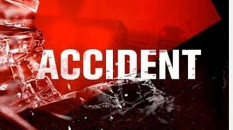 தூத்துக்குடி - மதுரை நெடுஞ்சாலையில் விபத்து: சென்னையைச் சேர்ந்த 4 பேர் உயிரிழப்பு- லாரி ஓட்டுநர் கைது