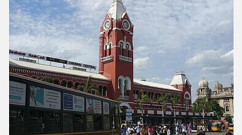 சென்ட்ரலில் இளம்பெண்ணால் கடத்தப்பட்ட 7 மாத ஆண் குழந்தையை மீட்கும் பணி தீவிரம்