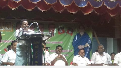 பாஜகவிடம் இருந்து பிரிந்து செல்வதற்கான நேரத்தை எதிர்பார்த்துக் கொண்டிருக்கிறோம்: அமைச்சர் பாஸ்கரன்