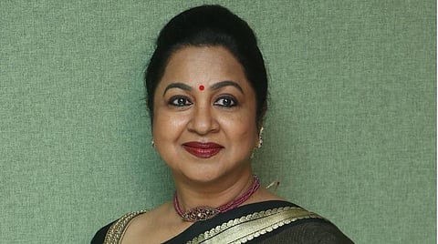 மணிரத்னம் பட்ட கஷ்டம் எனக்குத் தான் தெரியும்: ராதிகா சரத்குமார்