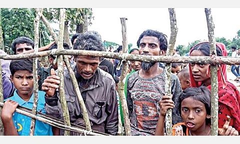 வங்கதேசத்தில் உள்ள அகதிகள் முகாமில் வசிக்கும் ரோஹிங்கியா முஸ்லிம்கள். (கோப்புப் படம்)