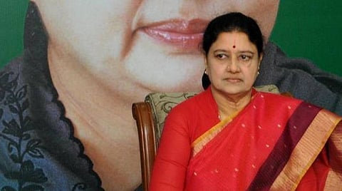 திவாகரன் மகன் திருமணத்தில் பங்கேற்க சசிகலா பரோலில் வர திட்டம்