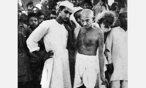 காந்தி ஏன் கொல்லப்பட்டார்?