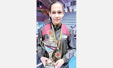 தங்க மங்கை சாம்பியன்ஷிப்பில் ஜூனியருக்கான 50 கிலோ எடைப்பிரிவில் தங்கம் வென்ற ஹரியாணா வின் பிராச்சி தங்கர்.