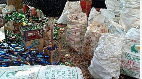 'வீட்டு வாட்டர் டேப்'பை திறந்தால் அதிர்ச்சி; குழாயில் வந்த 'மது'வால் கேரளக் குடியிருப்புவாசிகள் கலக்கம்