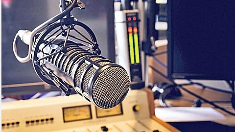 பிப்ரவரி 13: உலக வானொலி நாள்