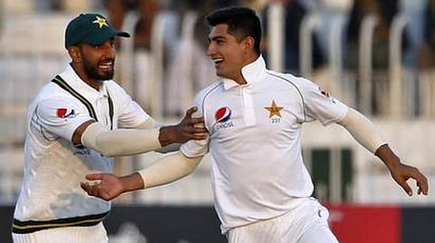 வங்கதேசம் இன்னிங்ஸ் தோல்வி